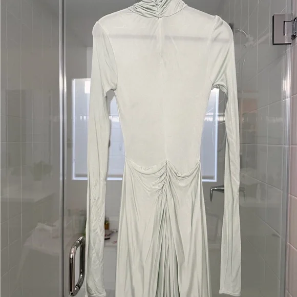 ELSA Light Green Long Sleeve Dress - Picture 9 of 9